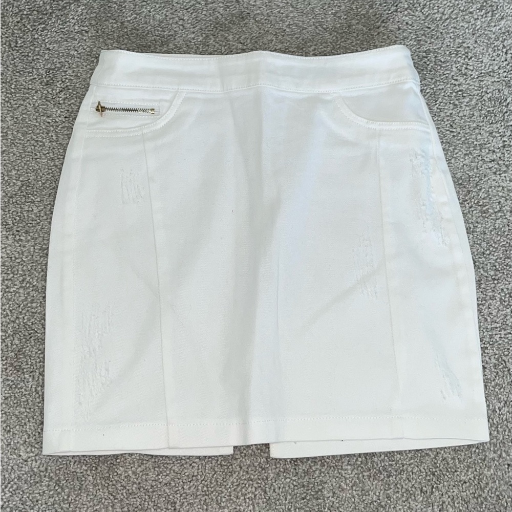 White Skirt New York